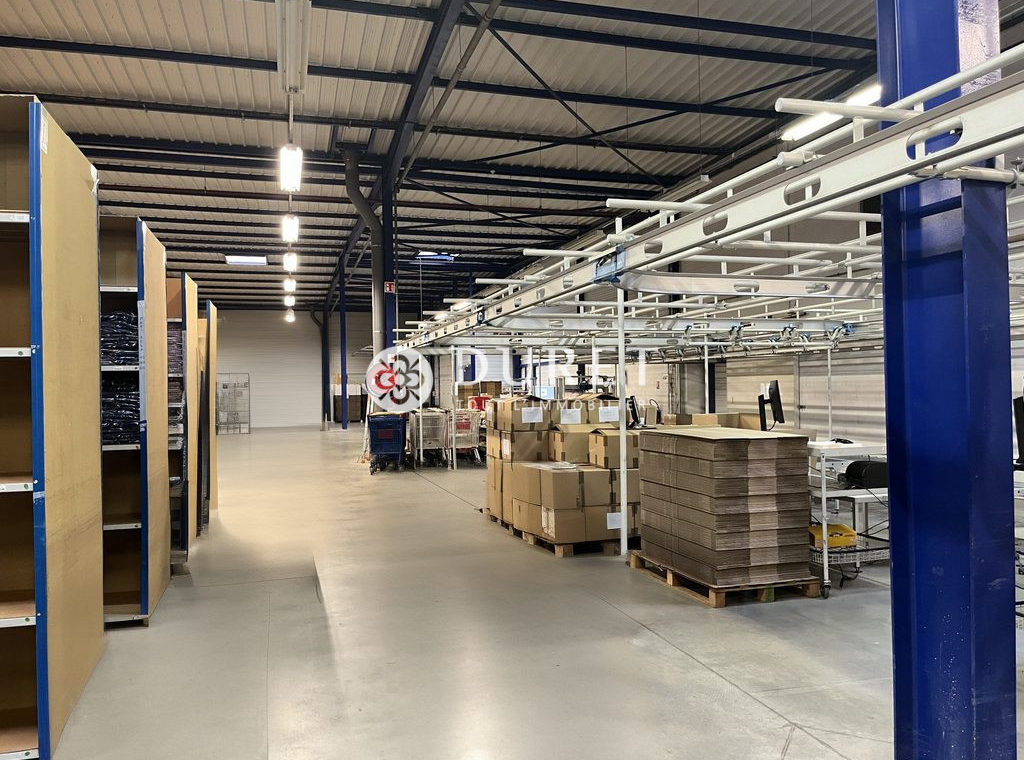 Louer Local industriel Local industriel, Saint-Gilles-Croix-de-Vie 4758 m2 - LP2820-DURET