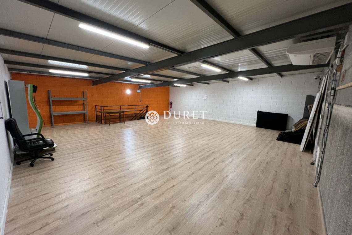 Louer Local professionnel Local professionnel, Clisson 460 m2 - LP2862-DURET