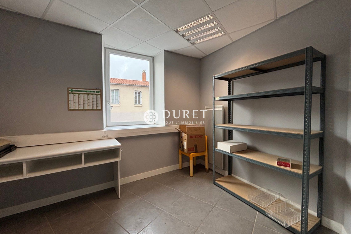 Acheter Local professionnel Local professionnel, Pouzauges 217 m2 - VP2923-DURET