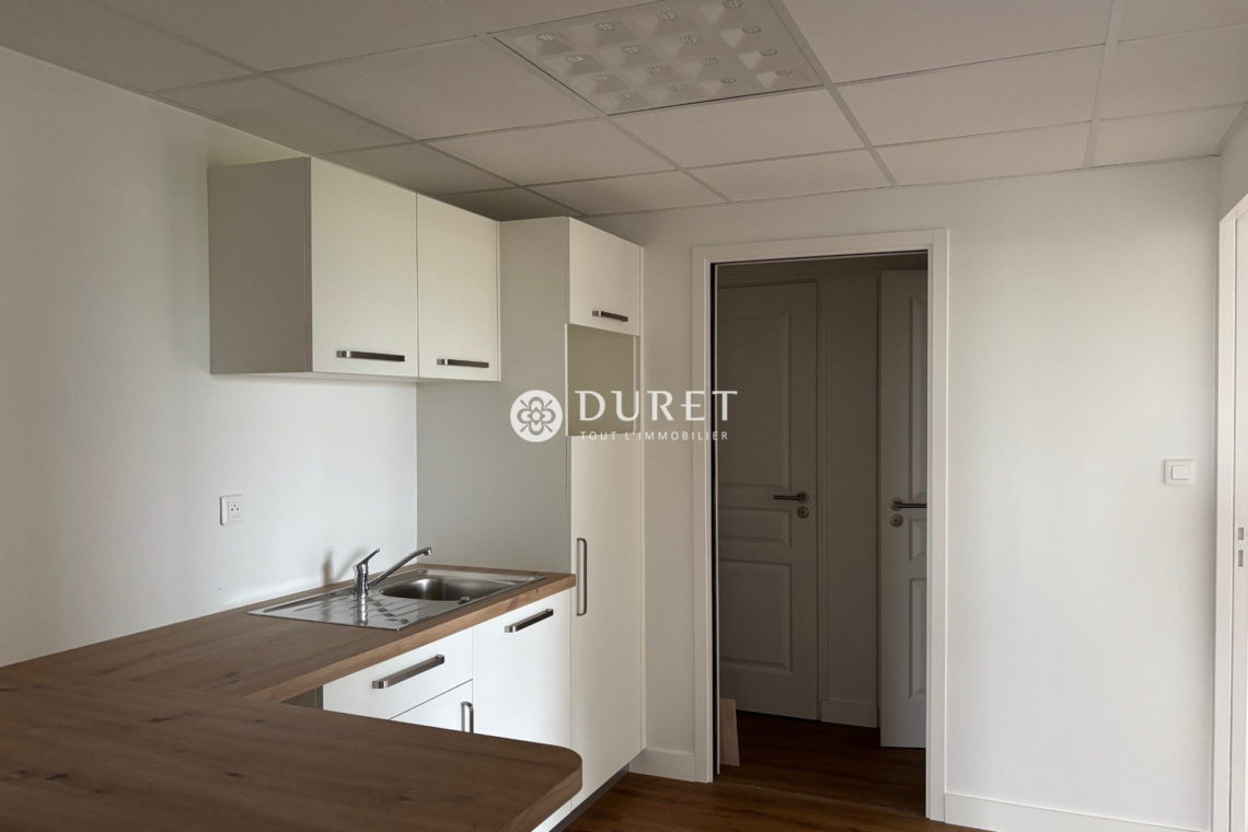 Louer Bureau Bureau, Saint-Hilaire-de-Clisson 87 m2 - LP2925-DURET