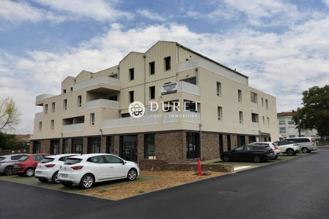 Louer Local commercial Local commercial, Saint-Philbert-de-Bouaine 103 m2 - LP2922-DURET