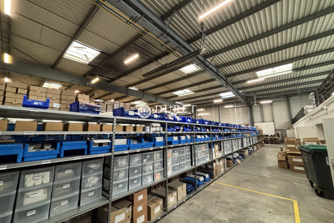 Louer Local professionnel Local professionnel, La Planche 3355 m2 - LP2931-DURET