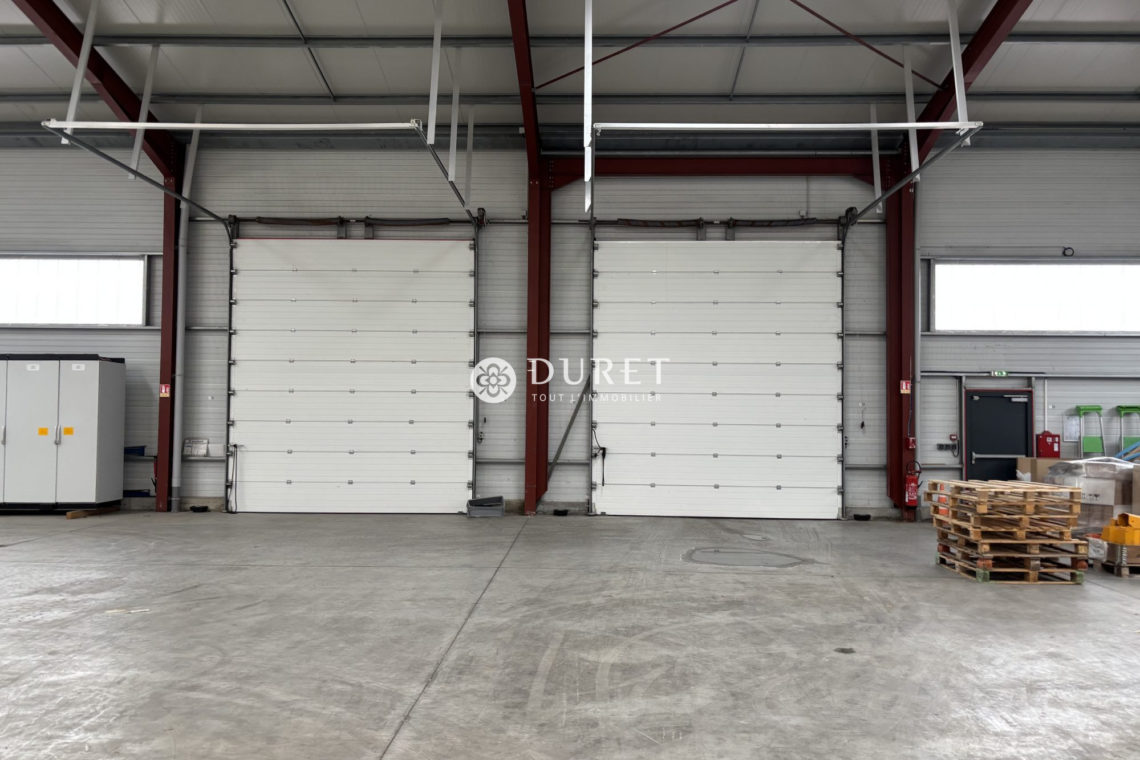 Louer Local professionnel Local professionnel, La Planche 3355 m2 - LP2931-DURET