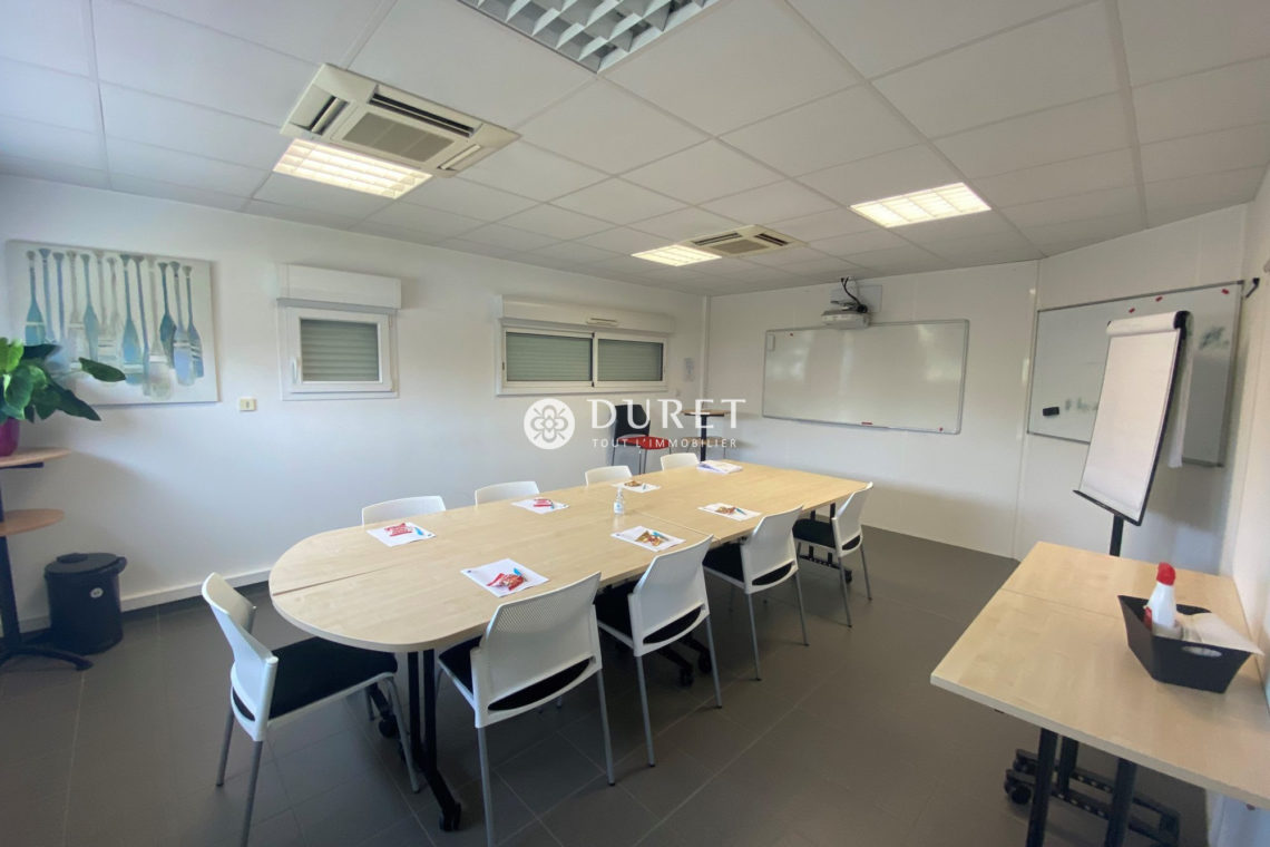 Louer Bureau Bureau, Cholet 185 m2 - LP2583-DURET