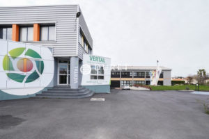 Local professionnel, La Rabatelière 4328 m2