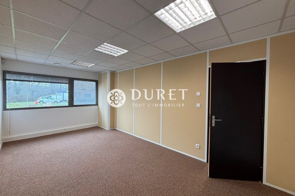 Louer Bureau Bureau, Montaigu-Vendée 60 m2 - LP2811-DURET