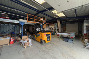 Local professionnel, Montaigu-Vendée 257 m2
