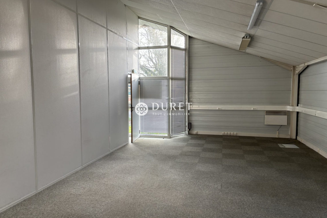 Acheter Bureau Bureau, La Roche-sur-Yon 150 m2 - VP2911-DURET