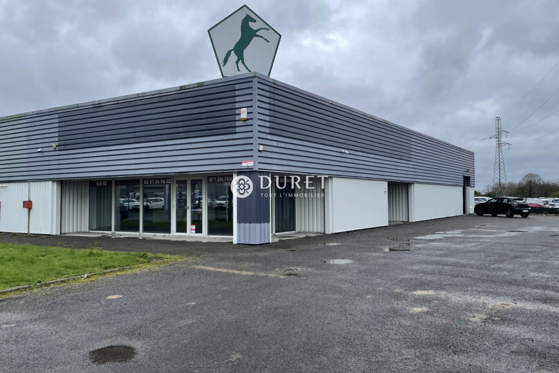 Louer Local commercial Local commercial, La Roche-sur-Yon 325 m2 - LP1927-DURET