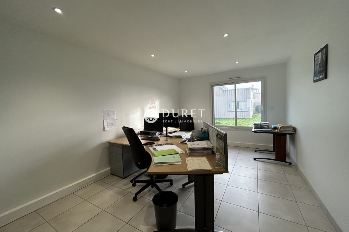 Louer Bureau Bureau, Montaigu-Vendée 245 m2 - LP2544-DURET