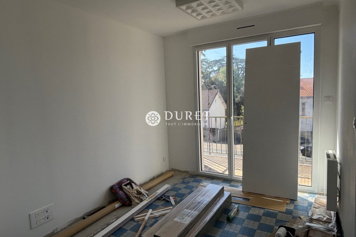 Louer Bureau Bureau, Clisson 80 m2 - LP1922-DURET