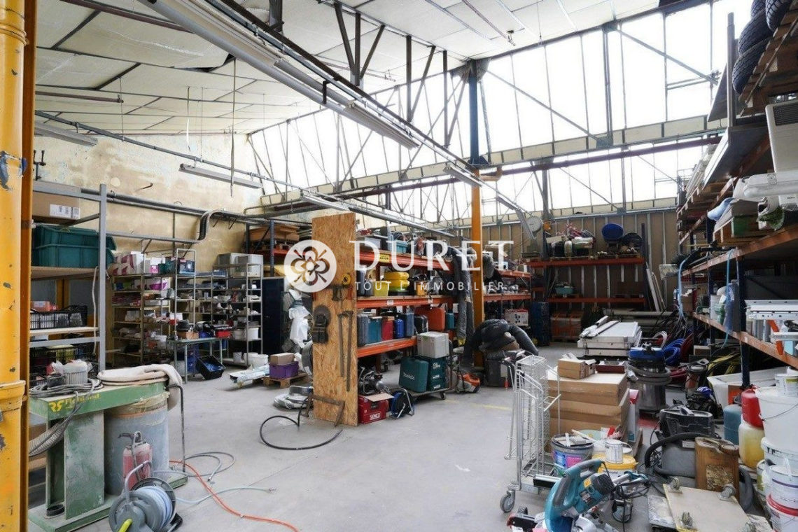 Acheter Local professionnel Local professionnel, Essarts en Bocage 4328 m2 - VP2878-DURET