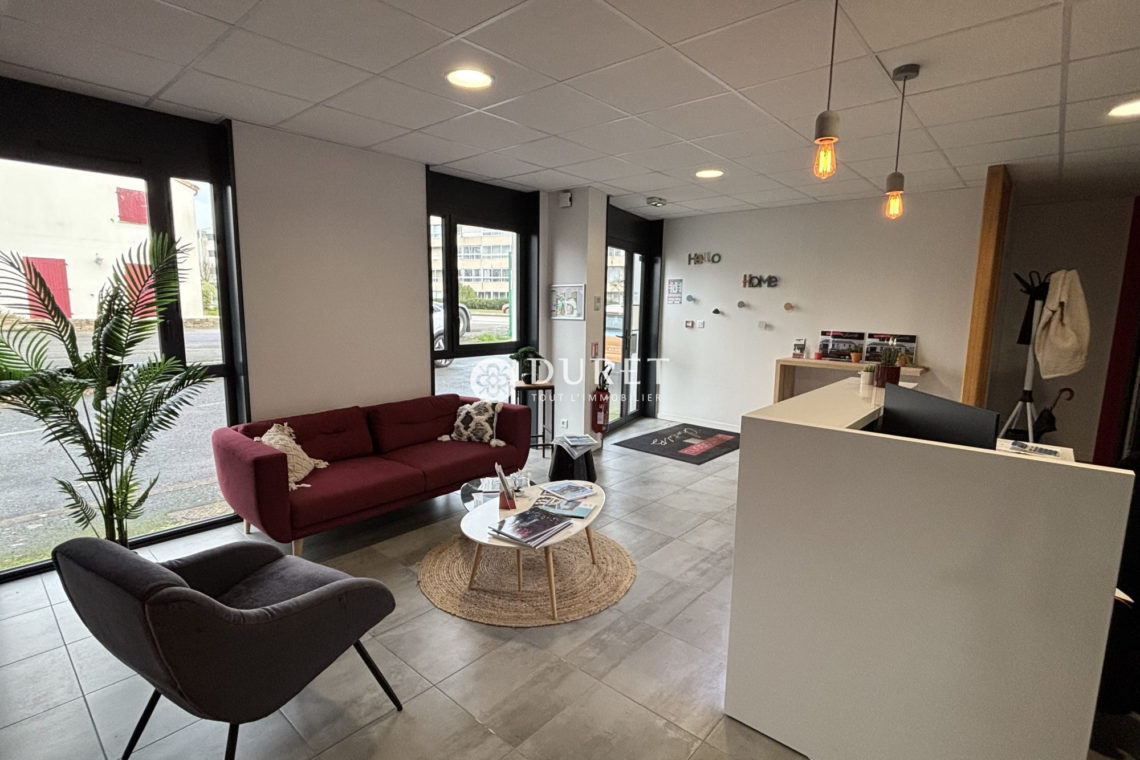 Acheter Bureau Bureau, La Roche-sur-Yon 195 m2 - VP2934-DURET