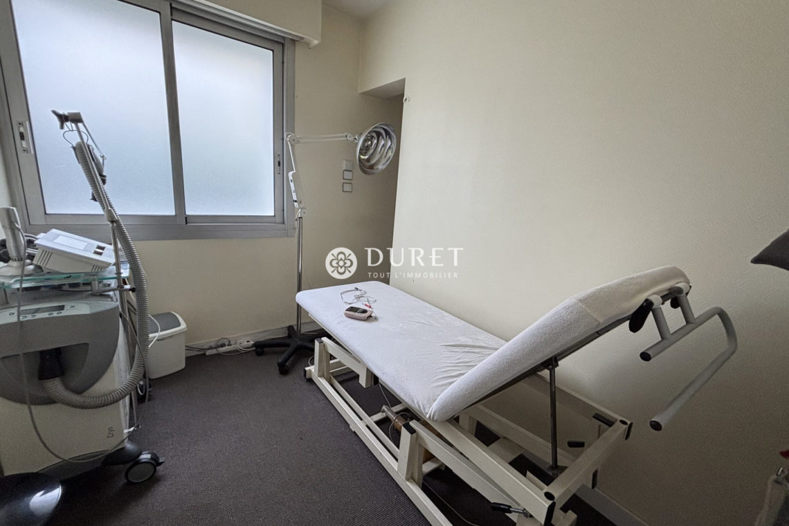 Louer Bureau Bureau, Aubigny-Les Clouzeaux 90 m2 - LP2863-DURET