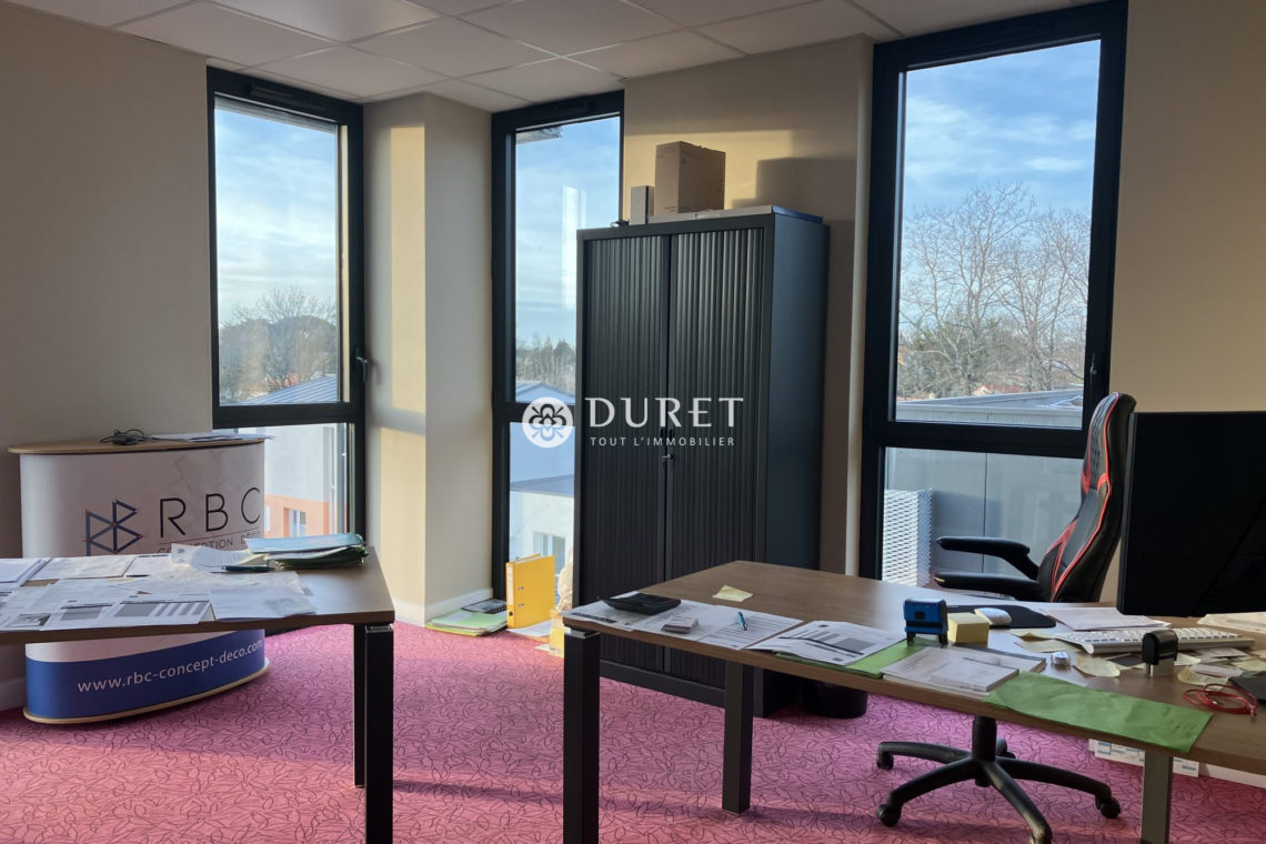 Louer Bureau Bureau, Challans 91 m2 - LP2964-DURET