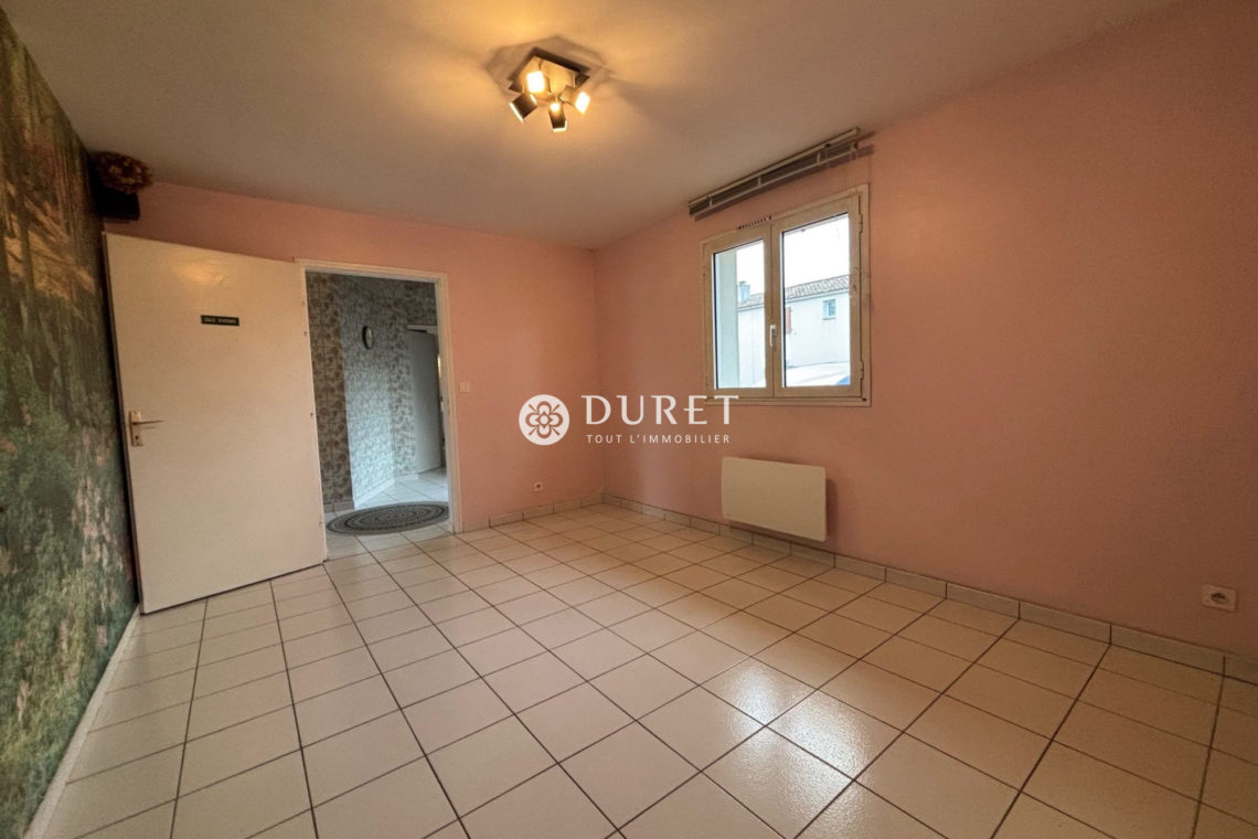 Louer Bureau Bureau, Challans 98 m2 - LP3013-DURET