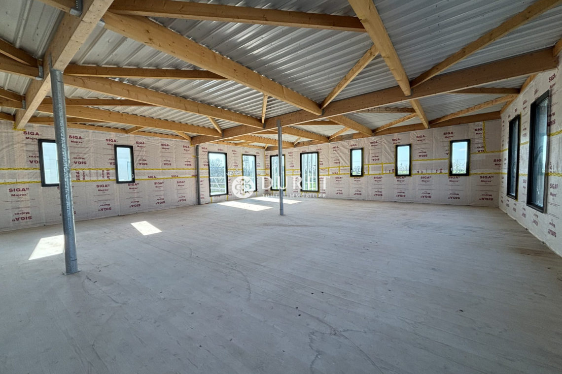 Louer Bureau Bureau, Montaigu-Vendée 157 m2 - LP3043-DURET