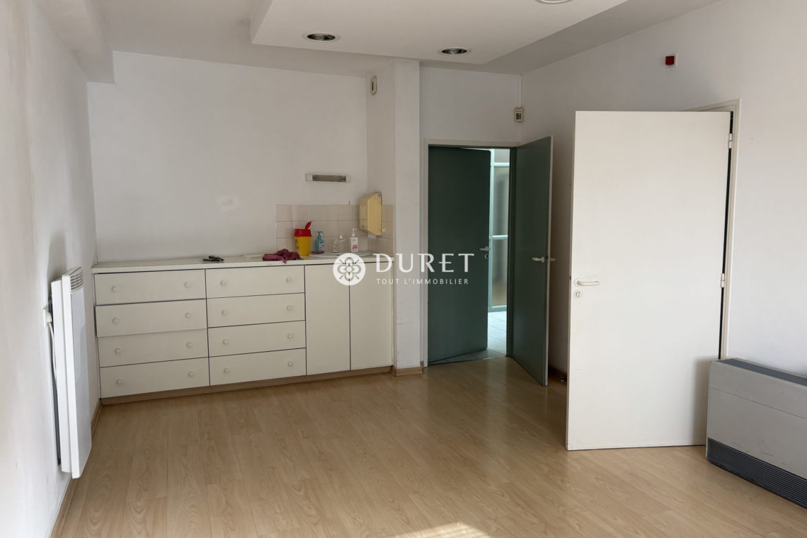 Acheter Bureau Bureau, La Roche-sur-Yon 234 m2 - VP3059-DURET