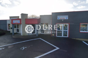 Local professionnel, La Châtaigneraie 770 m2