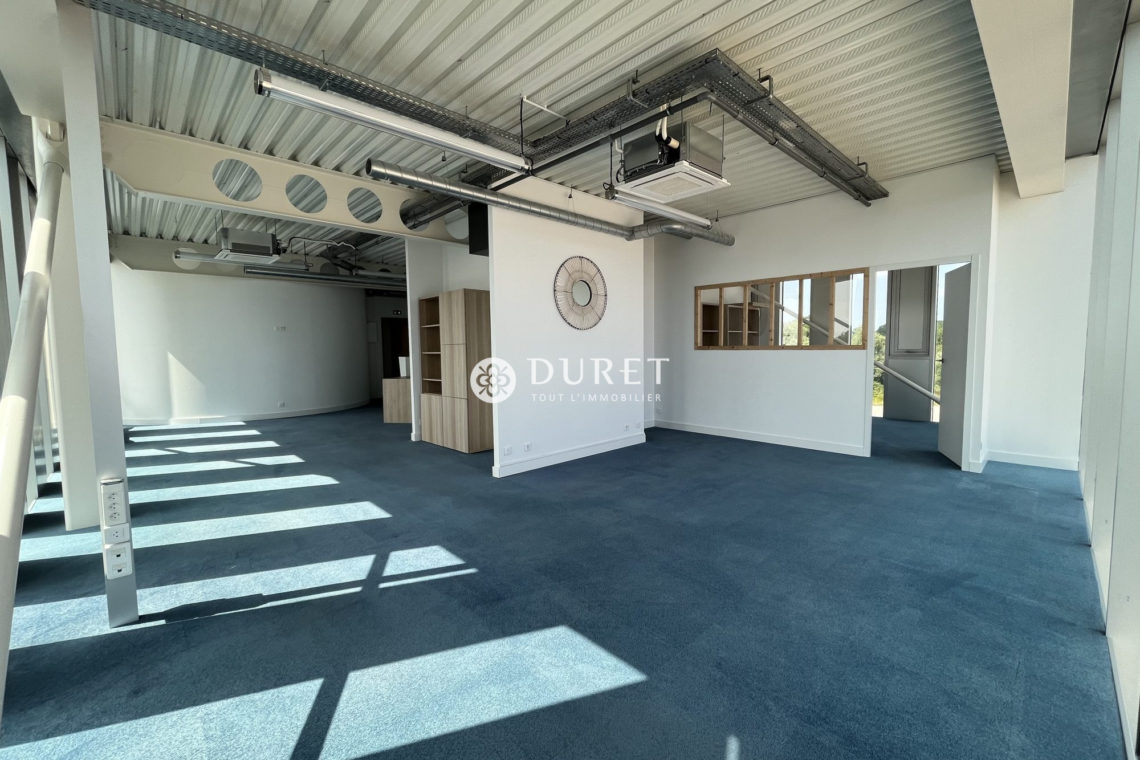 Louer Bureau Bureau, Challans 80 m2 - LP2277-DURET