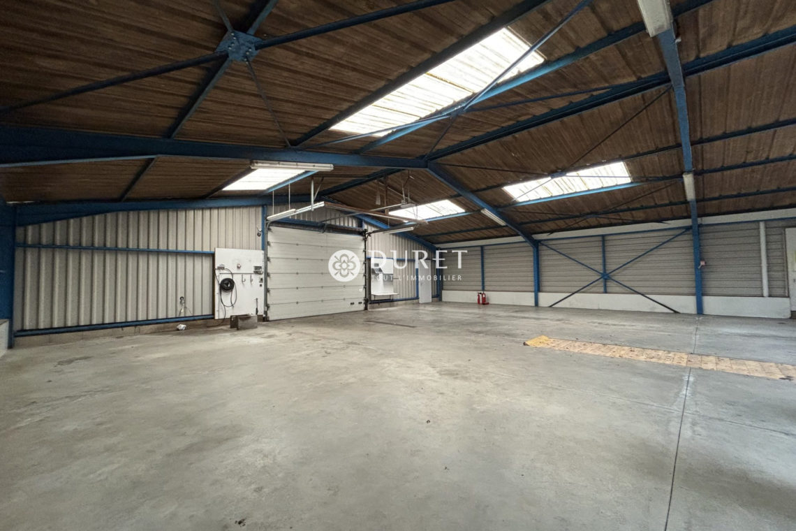 Louer Local professionnel Local professionnel, Aigrefeuille-sur-Maine 307 m2 - LP2930-DURET