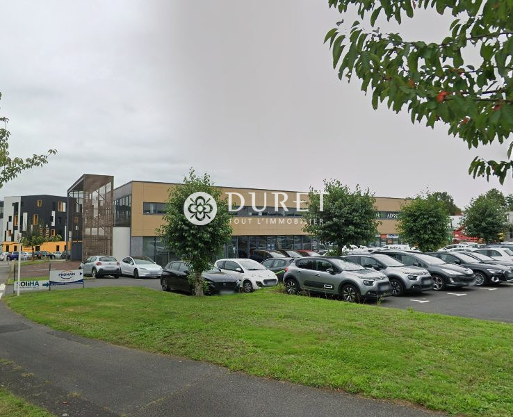 Louer Local commercial Local commercial, La Roche-sur-Yon 85 m2 - LP2988-DURET