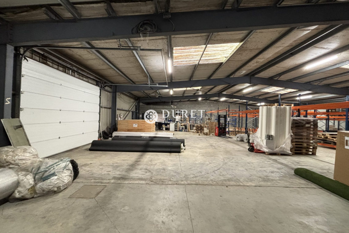 Acheter Local professionnel Local professionnel, Rives de l&rsquo;Yon 1622 m2 - VP3035-DURET