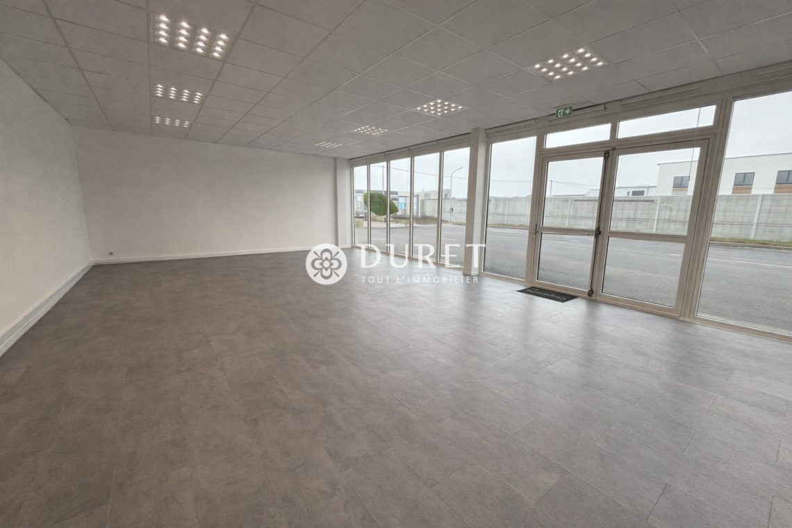 Louer Local commercial Local commercial, Saint-Gilles-Croix-de-Vie 123 m2 - LP3055-DURET