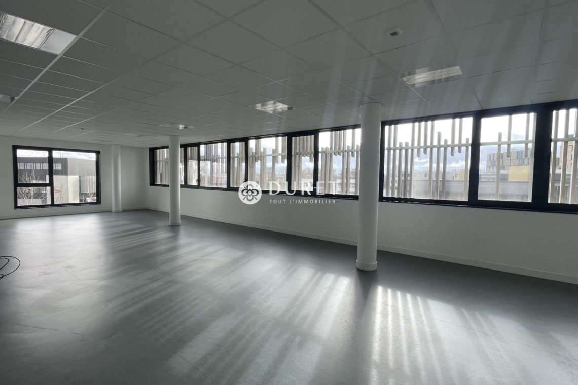 Louer Bureau Bureau, La Roche-sur-Yon 255 m2 - LP1356-DURET