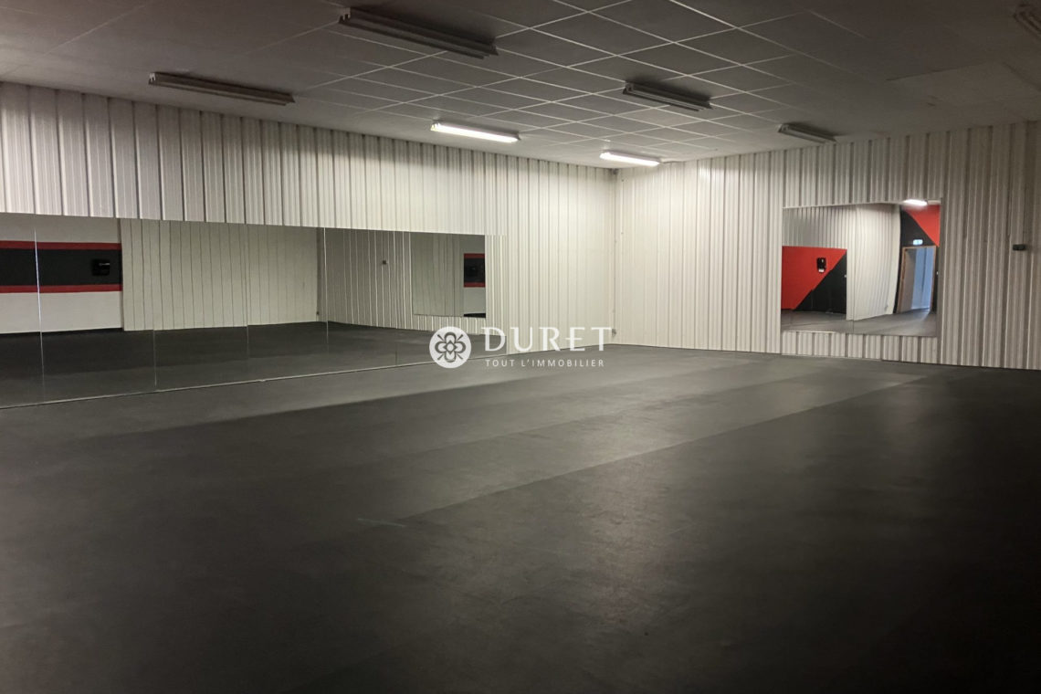 Acheter Local professionnel Local professionnel, Challans 870 m2 - VP2710-DURET