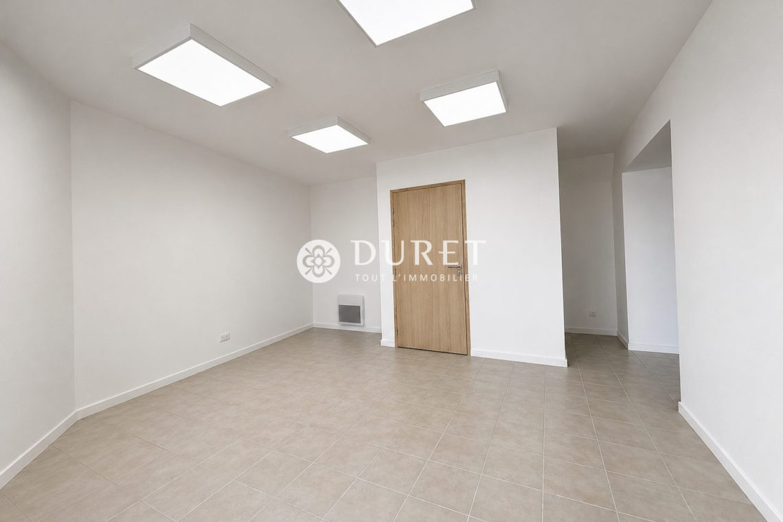 Louer Local commercial Local commercial, Montaigu-Vendée 66 m2 - LP3176-DURET