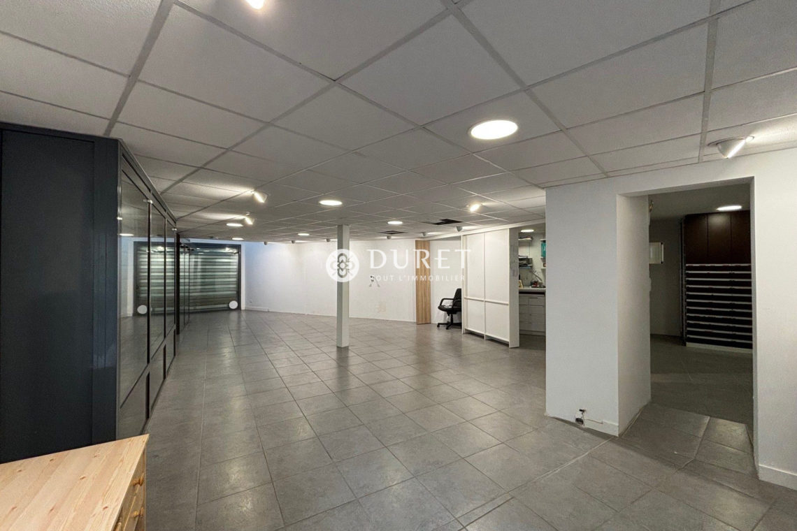 Acheter Local professionnel Local professionnel, Pouzauges 217 m2 - VP2923-DURET