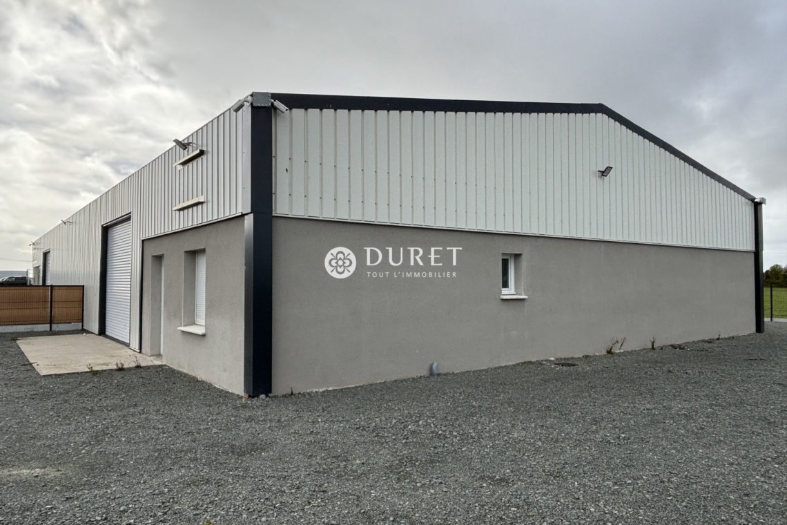 Acheter Local professionnel Local professionnel, Bazoges-en-Paillers 590 m2 - VP3114-DURET