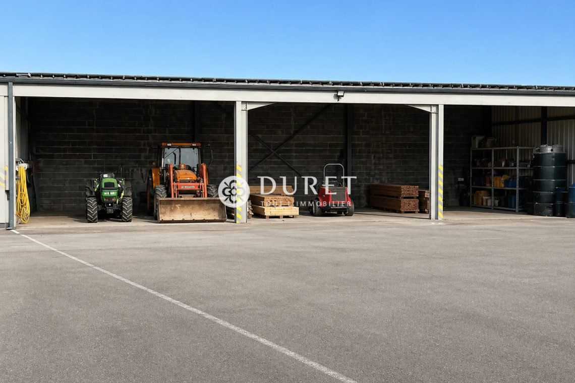 Louer Local professionnel Local professionnel, Landeronde 690 m2 - LP3128-DURET