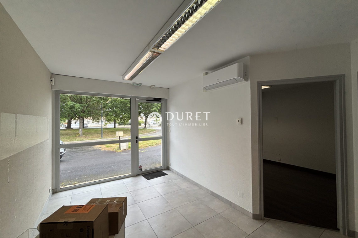 Louer Bureau Bureau, Montaigu-Vendée 80 m2 - LP3130-DURET