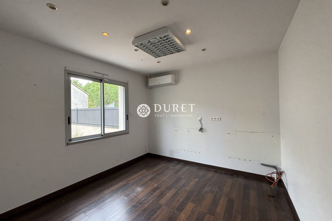 Louer Bureau Bureau, Montaigu-Vendée 80 m2 - LP3130-DURET