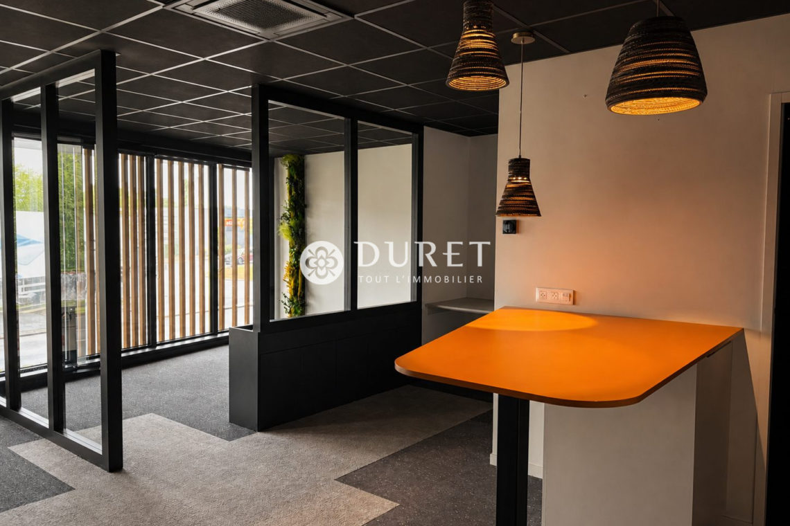 Louer Bureau Bureau, Les Herbiers 66 m2 - LP3135-DURET