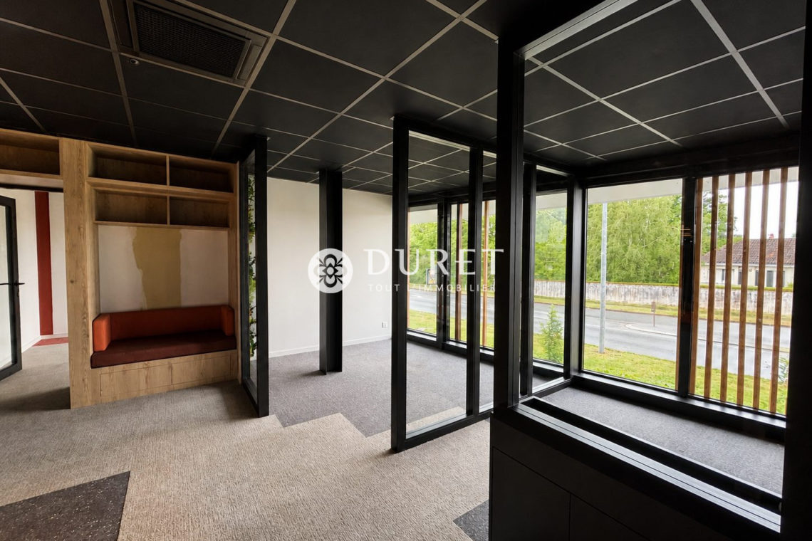 Louer Bureau Bureau, Les Herbiers 66 m2 - LP3135-DURET