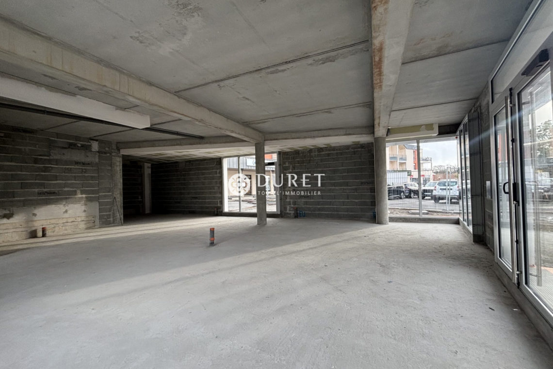 Louer Local commercial Local commercial, Aizenay 112 m2 - LP2690-DURET