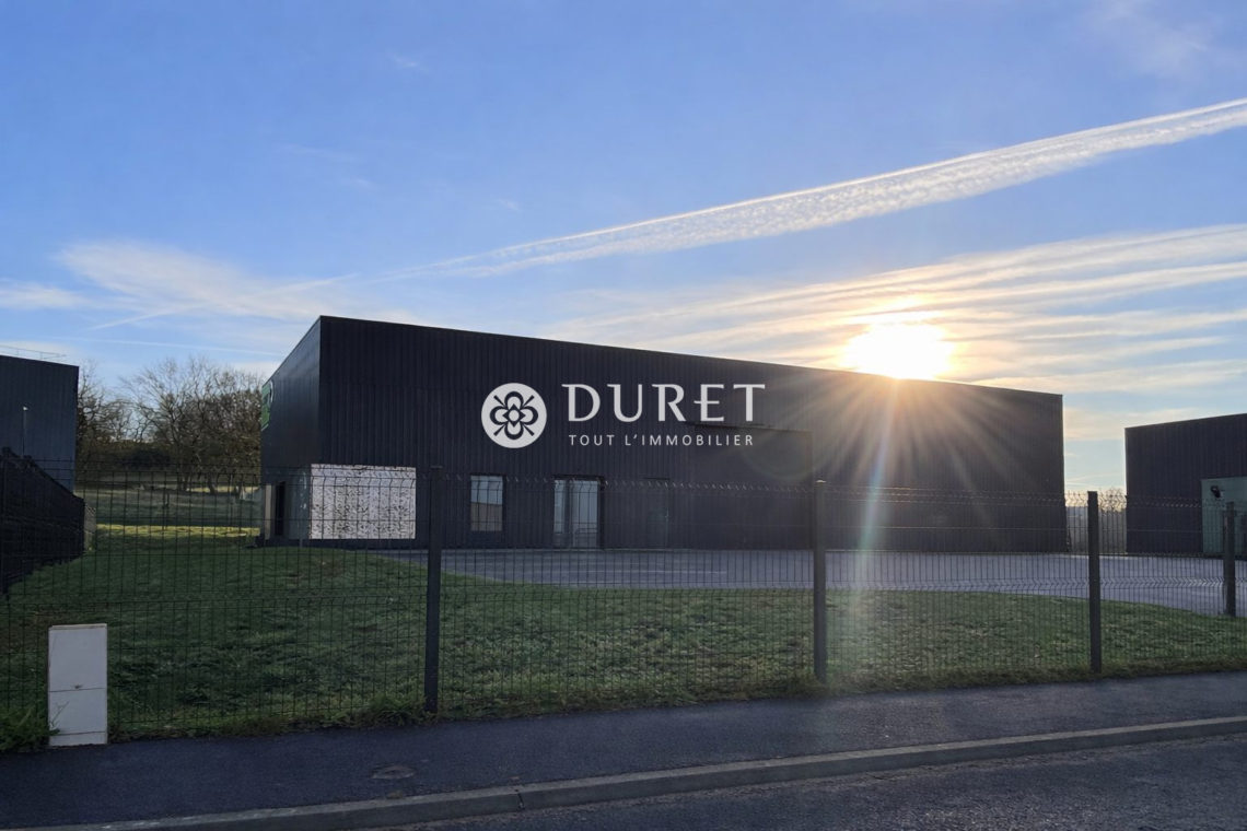 Louer Local professionnel Local professionnel, Aizenay 391 m2 - LP3183-DURET