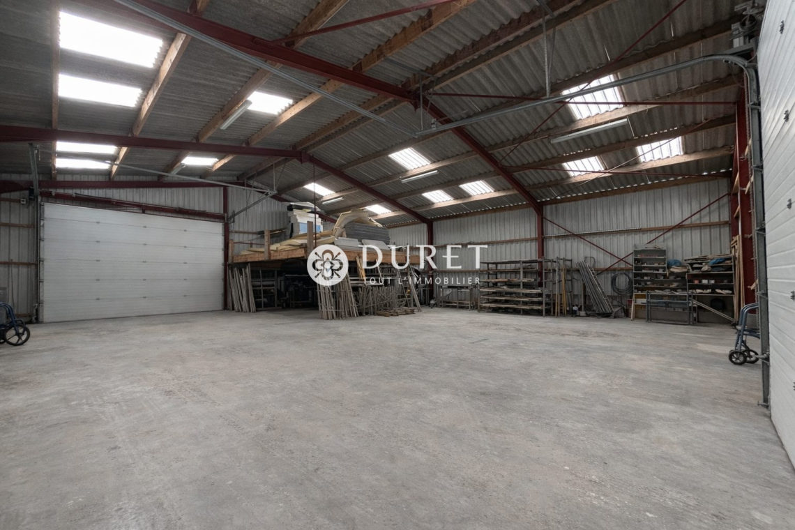 Louer Local professionnel Local professionnel, La Garnache 286 m2 - LP3205-DURET