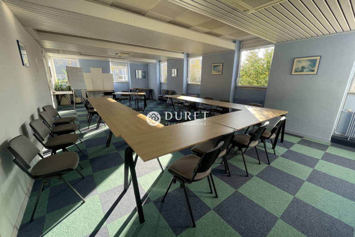 Acheter Bureau Bureau, Mouilleron-le-Captif 958 m2 - VP3216-DURET