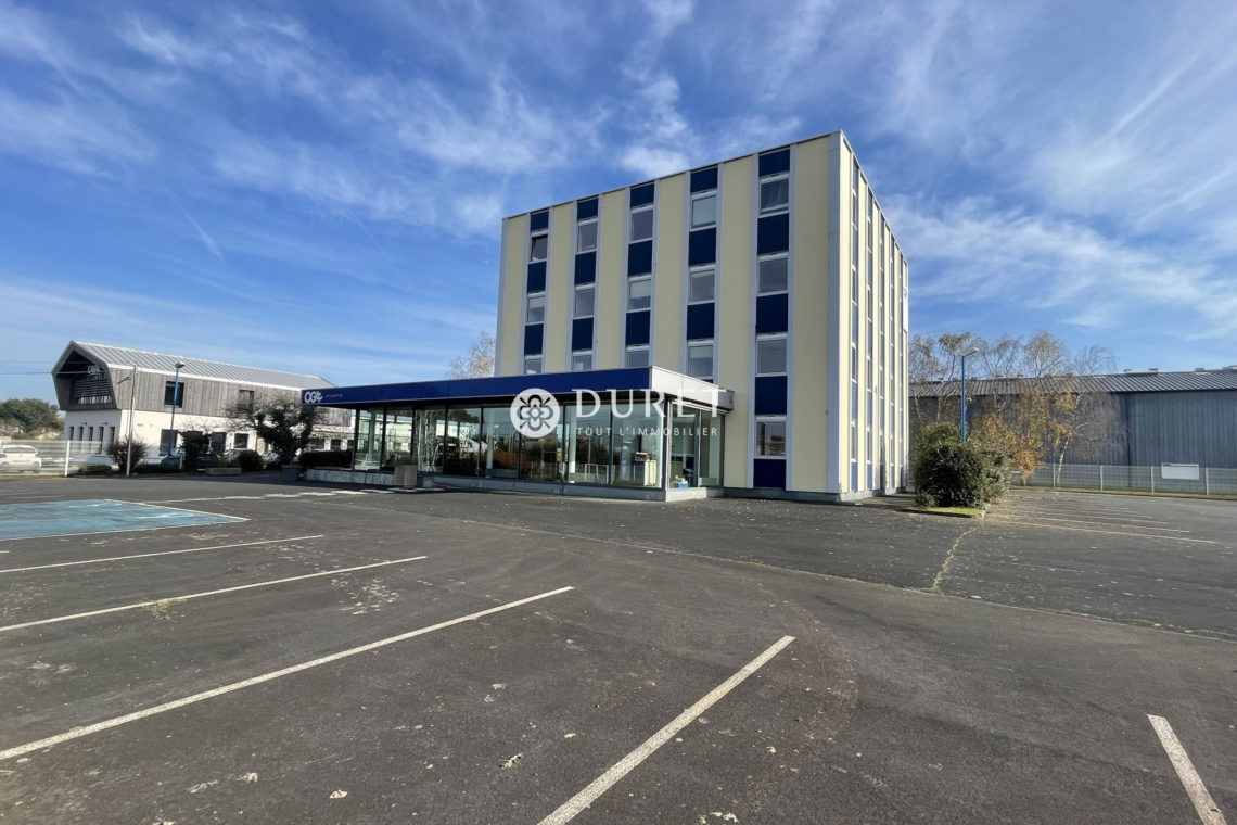 Acheter Bureau Bureau, Mouilleron-le-Captif 958 m2 - VP3216-DURET