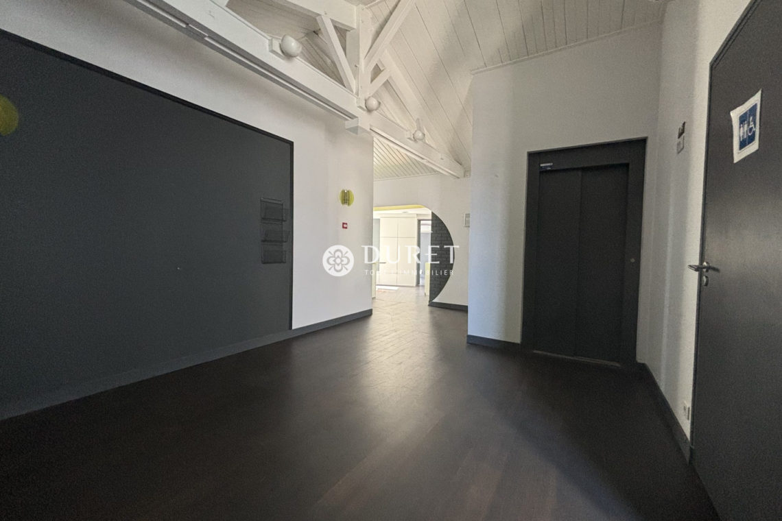Acheter Local commercial Local commercial, Saint-Gilles-Croix-de-Vie 200 m2 - VP3228-DURET
